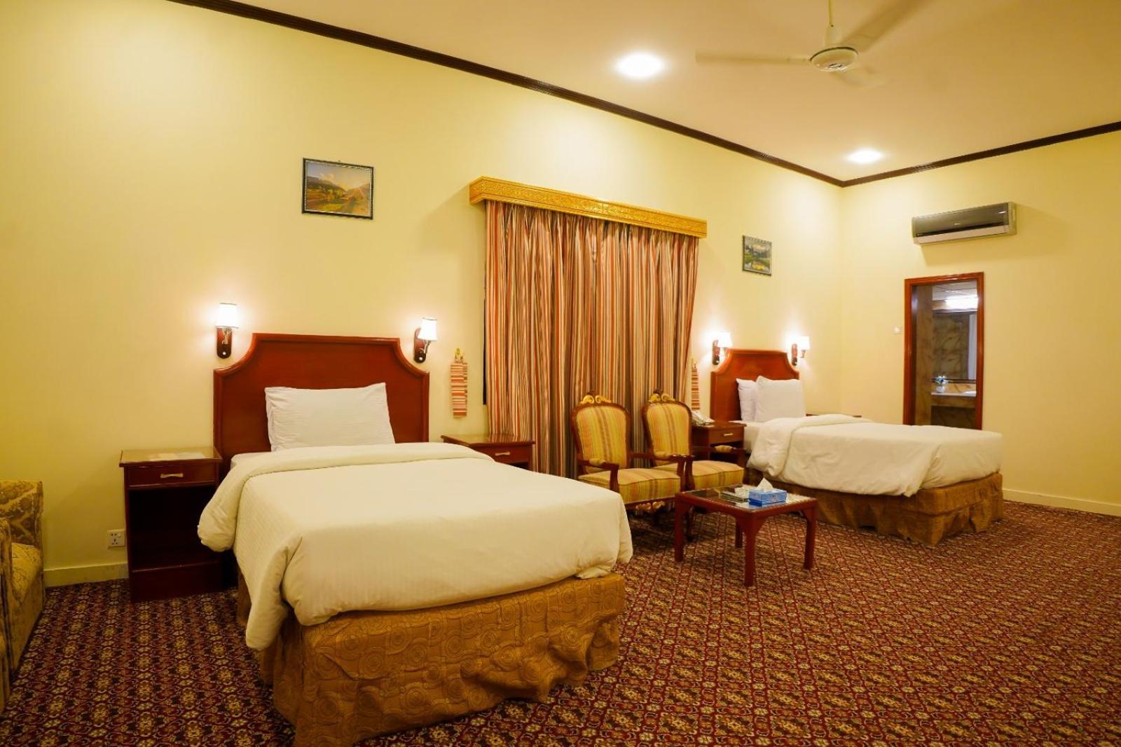 Indus Hotel Hyderabad Exteriör bild