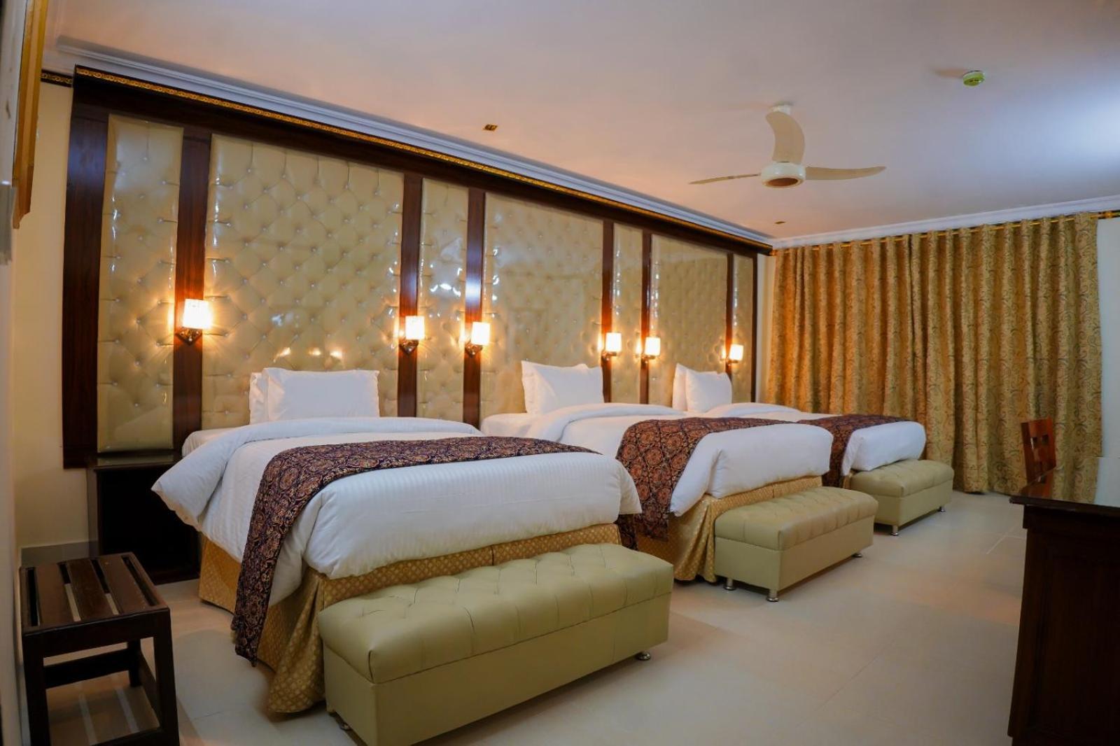 Indus Hotel Hyderabad Exteriör bild