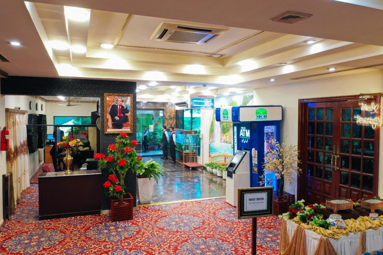 Indus Hotel Hyderabad Exteriör bild
